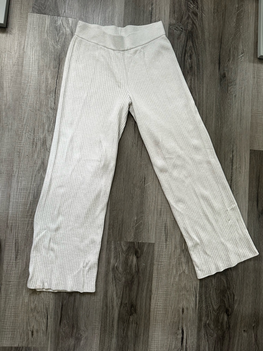Barefoot dreams Cozy Ribbed Wide-Leg Knit Pants and Long sleeve top- Cream